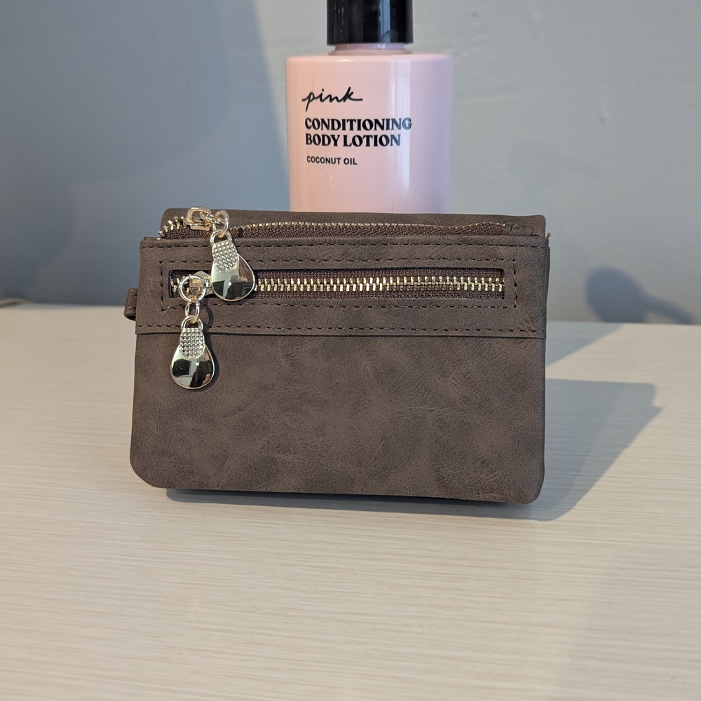 Source Unknown Brown Wallet with Gold Zippers